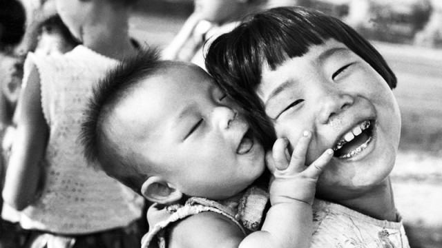흑백 무제 리얼리즘 사진작가 신철균, 전북도립미술관 '기증작품 특별전' 가져
